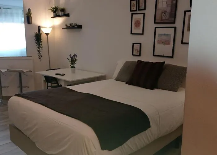 Holidays2Torremolinos Studio In Loma Del Colegial Torremolinos Close To Center With Pool, Rooftop Terrace